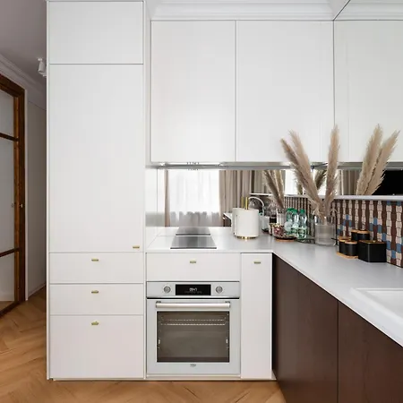 Hoza Modern By Bookinghost Apartment *