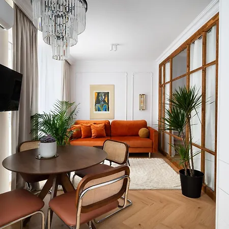 Hoza Modern *