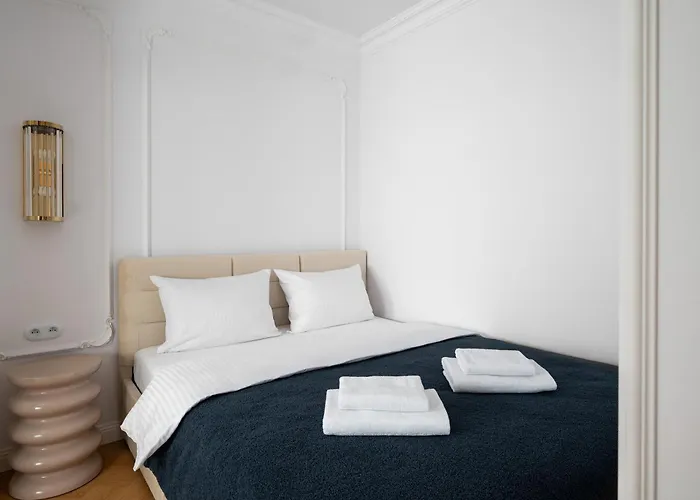 Hoza Modern By Bookinghost *