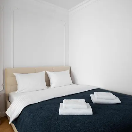 Hoza Modern By Bookinghost *